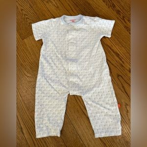 Magnetic Me: short sleeve romper 6-9m